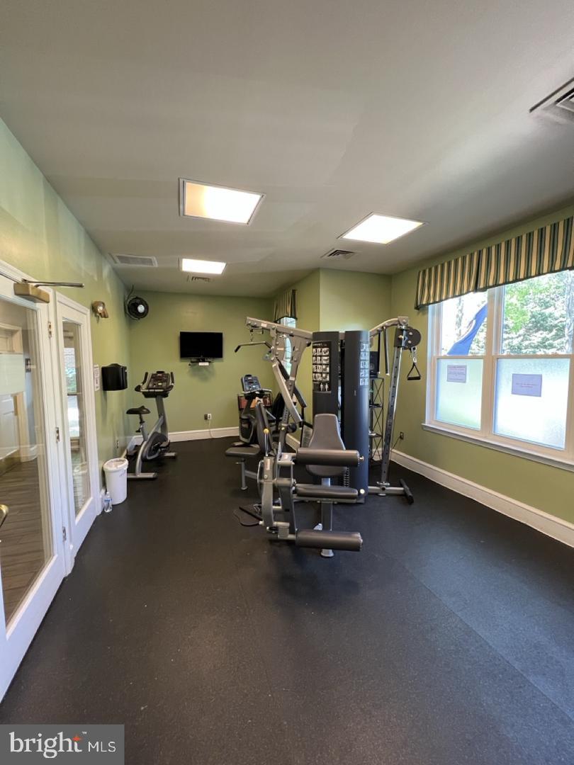 2204 WESTCOURT LN #116, HERNDON, Virginia 20170, 1 Bedroom Bedrooms, ,1 BathroomBathrooms,Residential,For sale,2204 WESTCOURT LN #116,VAFX2255380 MLS # VAFX2255380