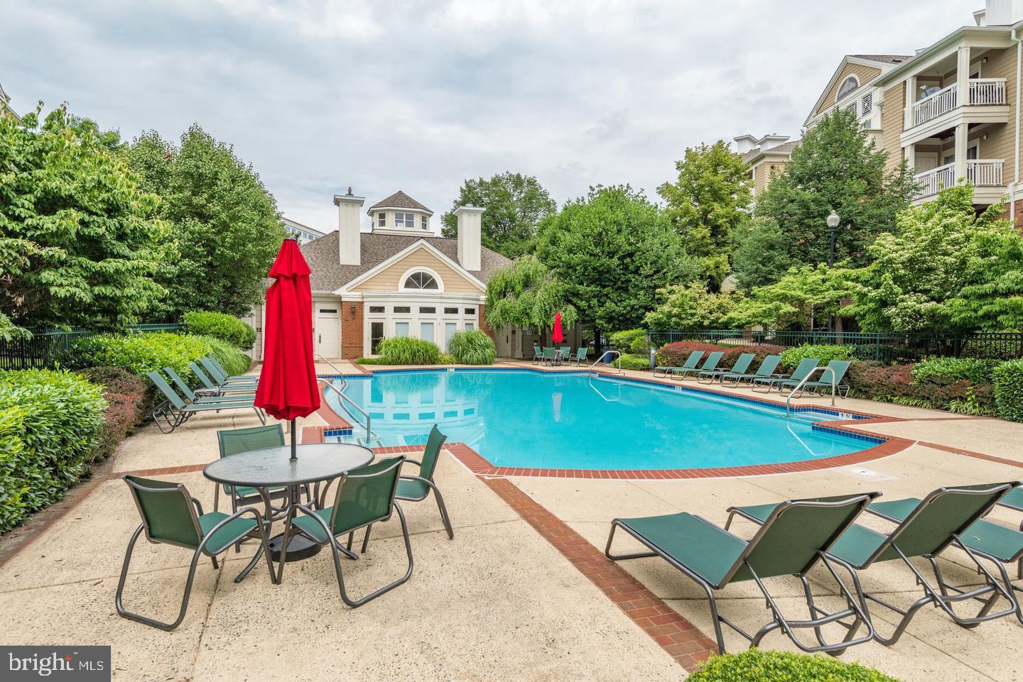 2204 WESTCOURT LN #116, HERNDON, Virginia 20170, 1 Bedroom Bedrooms, ,1 BathroomBathrooms,Residential,For sale,2204 WESTCOURT LN #116,VAFX2255380 MLS # VAFX2255380