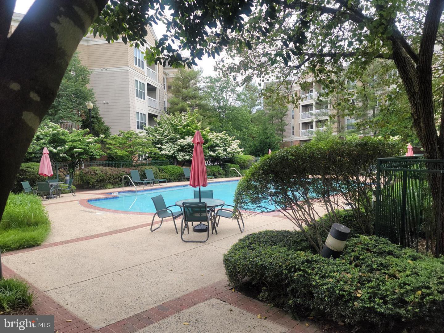 2204 WESTCOURT LN #116, HERNDON, Virginia 20170, 1 Bedroom Bedrooms, ,1 BathroomBathrooms,Residential,For sale,2204 WESTCOURT LN #116,VAFX2255380 MLS # VAFX2255380