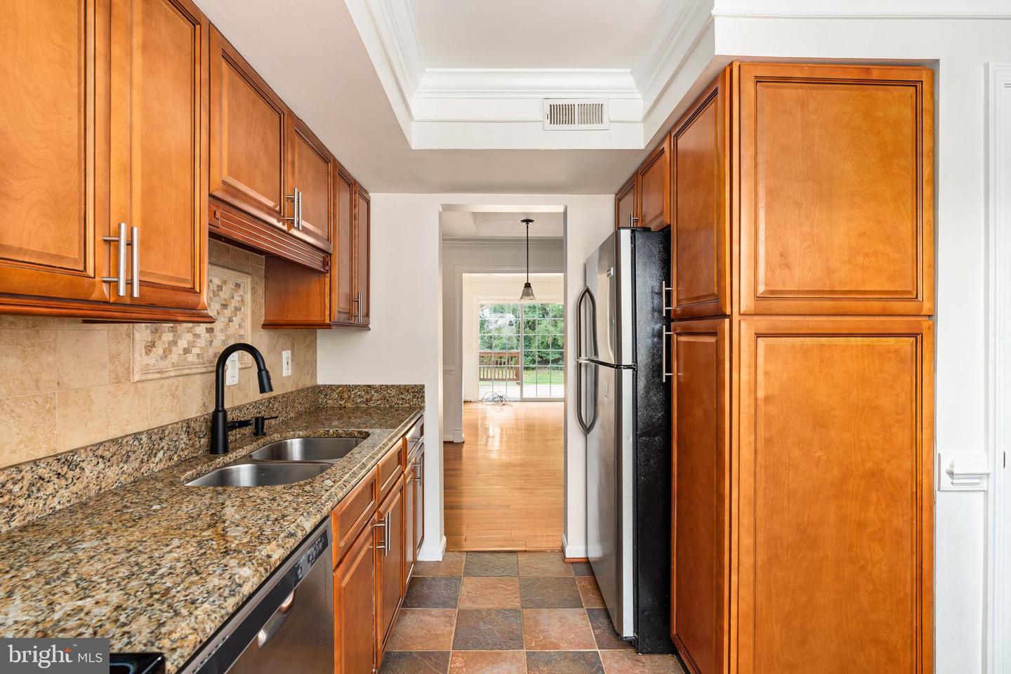 15604 TRAVERSER CT, WOODBRIDGE, Virginia 22193, 3 Bedrooms Bedrooms, ,2 BathroomsBathrooms,Residential,For sale,15604 TRAVERSER CT,VAPW2099324 MLS # VAPW2099324