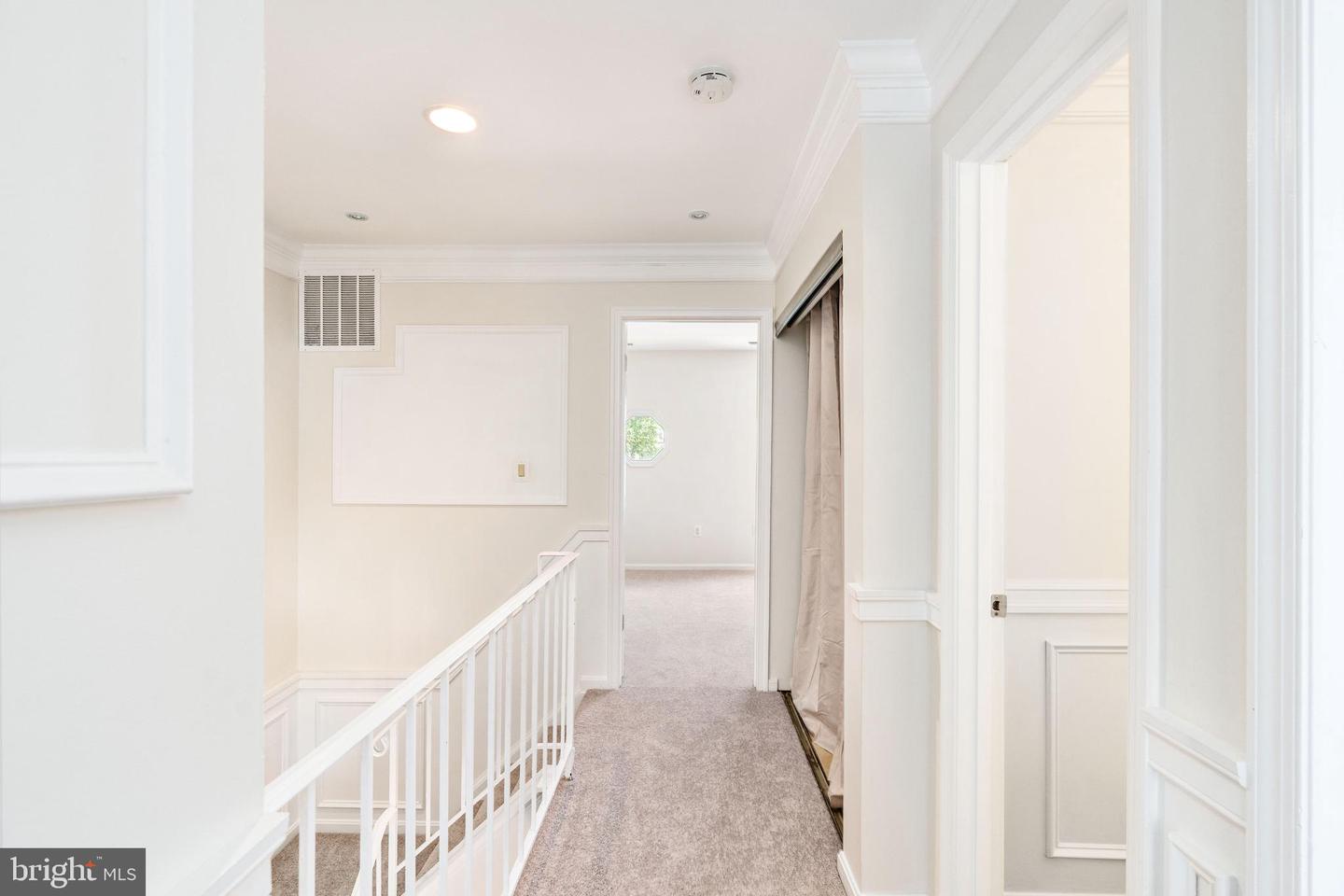 15604 TRAVERSER CT, WOODBRIDGE, Virginia 22193, 3 Bedrooms Bedrooms, ,2 BathroomsBathrooms,Residential,For sale,15604 TRAVERSER CT,VAPW2099324 MLS # VAPW2099324