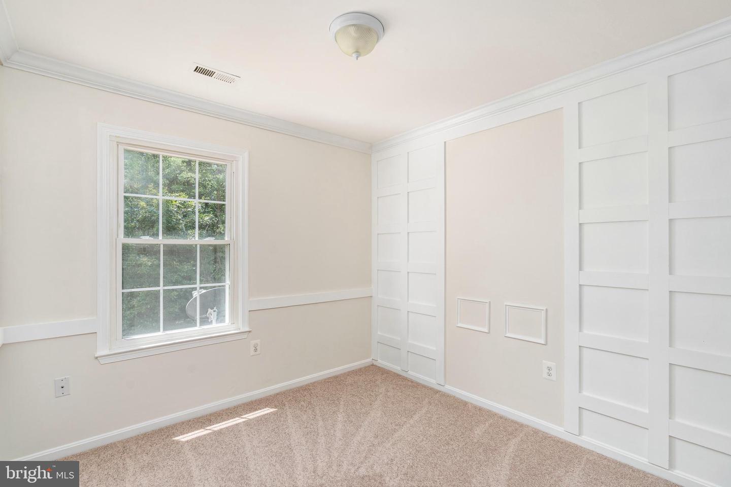 15604 TRAVERSER CT, WOODBRIDGE, Virginia 22193, 3 Bedrooms Bedrooms, ,2 BathroomsBathrooms,Residential,For sale,15604 TRAVERSER CT,VAPW2099324 MLS # VAPW2099324