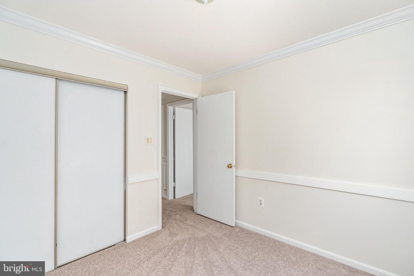 15604 TRAVERSER CT, WOODBRIDGE, Virginia 22193, 3 Bedrooms Bedrooms, ,2 BathroomsBathrooms,Residential,For sale,15604 TRAVERSER CT,VAPW2099324 MLS # VAPW2099324