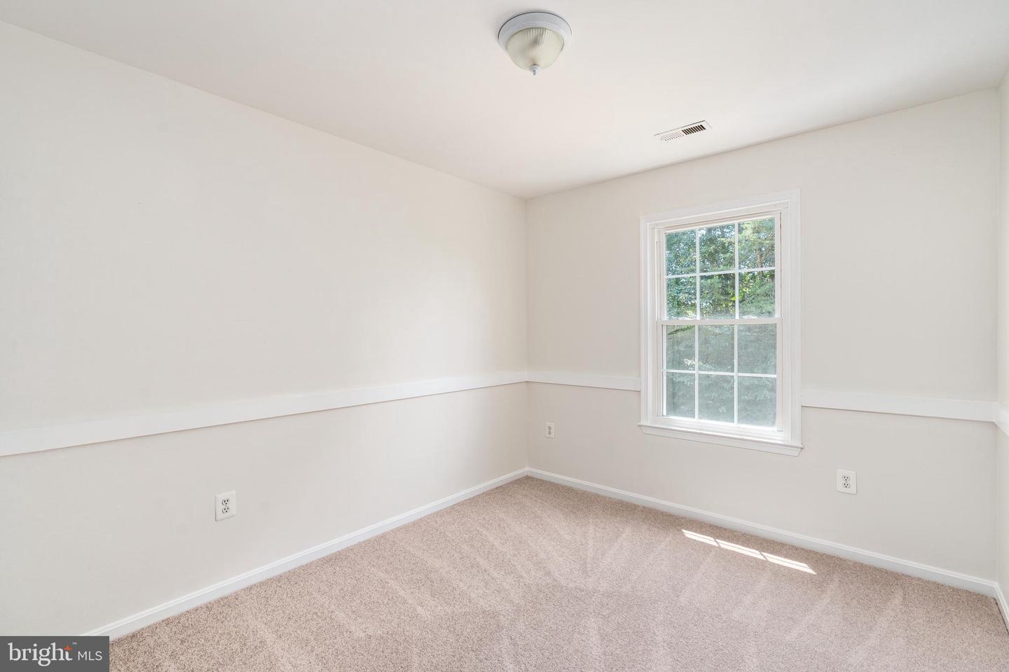 15604 TRAVERSER CT, WOODBRIDGE, Virginia 22193, 3 Bedrooms Bedrooms, ,2 BathroomsBathrooms,Residential,For sale,15604 TRAVERSER CT,VAPW2099324 MLS # VAPW2099324