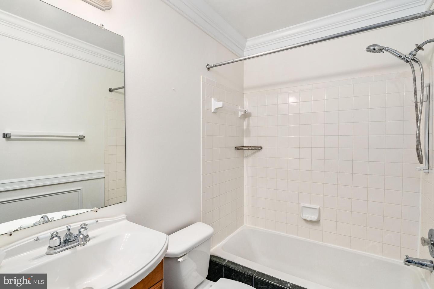15604 TRAVERSER CT, WOODBRIDGE, Virginia 22193, 3 Bedrooms Bedrooms, ,2 BathroomsBathrooms,Residential,For sale,15604 TRAVERSER CT,VAPW2099324 MLS # VAPW2099324