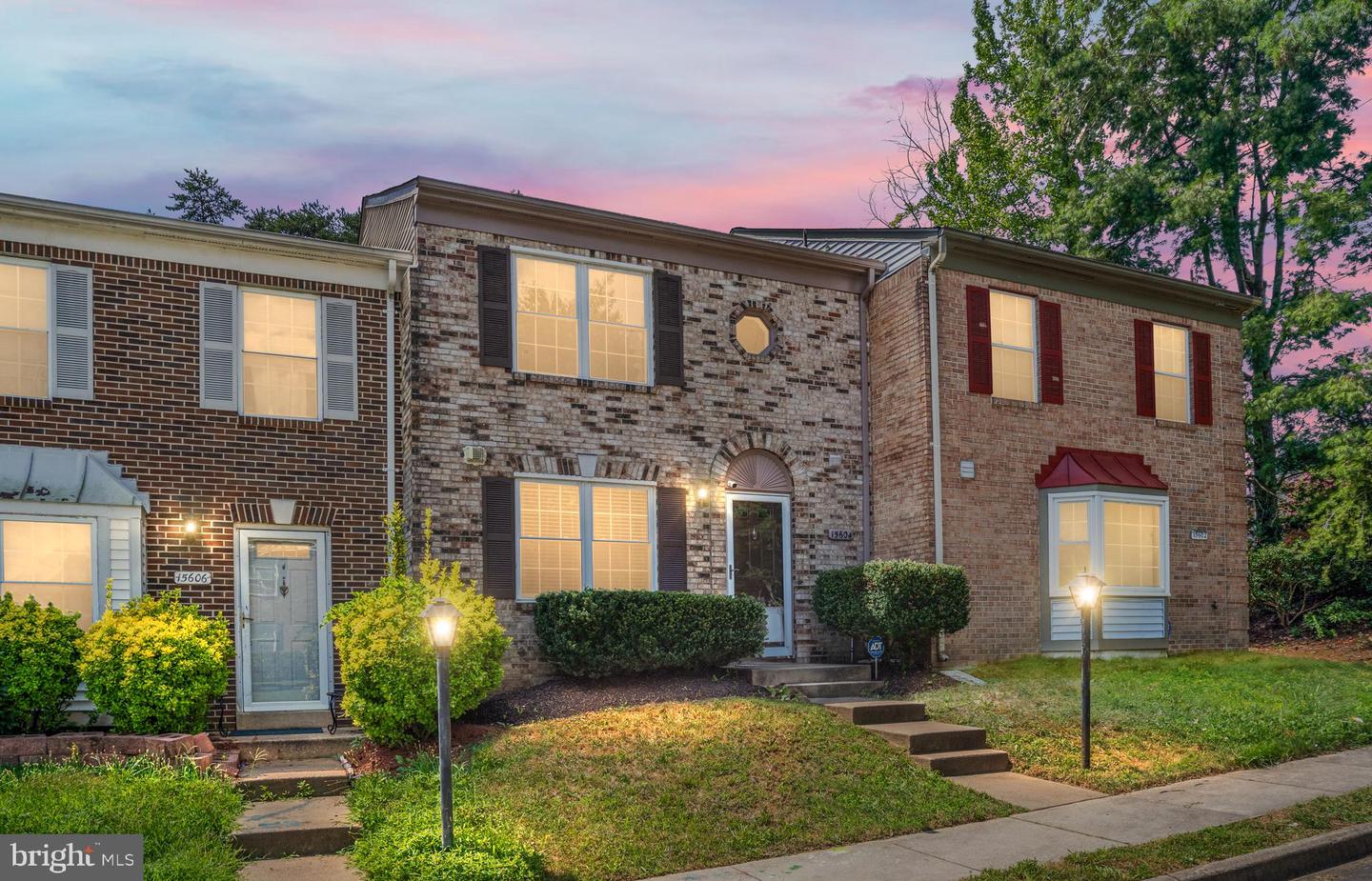 15604 TRAVERSER CT, WOODBRIDGE, Virginia 22193, 3 Bedrooms Bedrooms, ,2 BathroomsBathrooms,Residential,For sale,15604 TRAVERSER CT,VAPW2099324 MLS # VAPW2099324