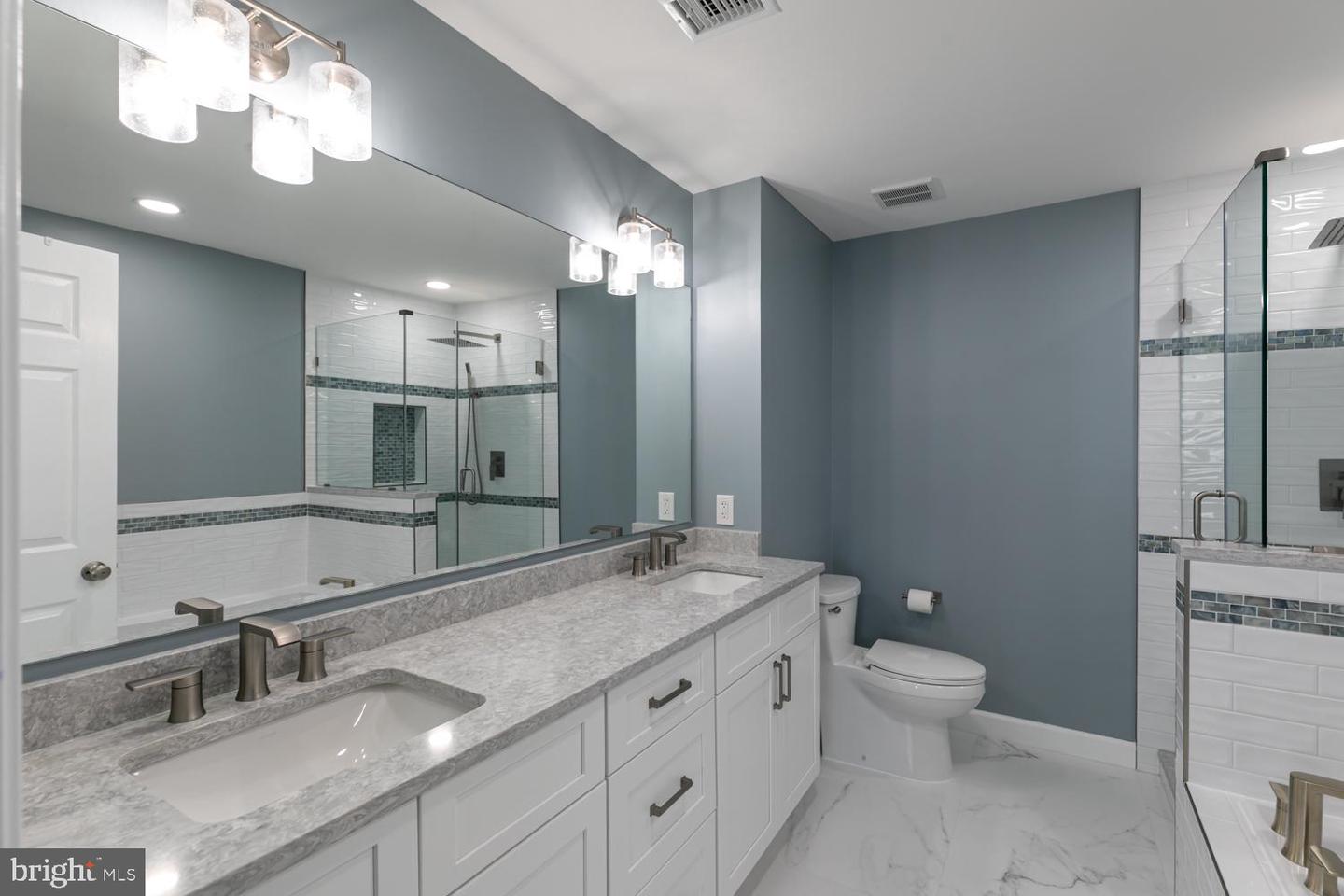 43797 VIRGINIA MANOR TER, ASHBURN, Virginia 20148, 3 Bedrooms Bedrooms, ,3 BathroomsBathrooms,Residential,For sale,43797 VIRGINIA MANOR TER,VALO2102308 MLS # VALO2102308