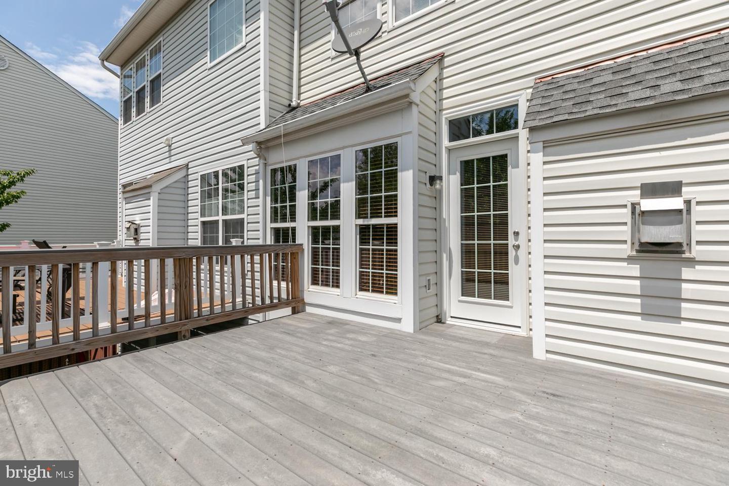 43797 VIRGINIA MANOR TER, ASHBURN, Virginia 20148, 3 Bedrooms Bedrooms, ,3 BathroomsBathrooms,Residential,For sale,43797 VIRGINIA MANOR TER,VALO2102308 MLS # VALO2102308