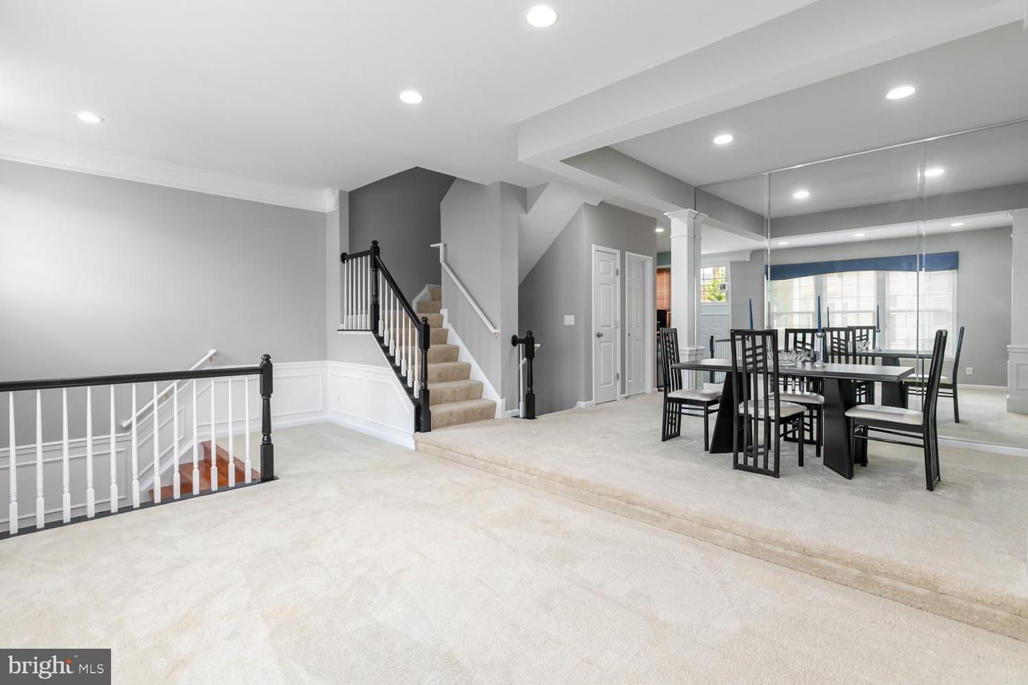 43797 VIRGINIA MANOR TER, ASHBURN, Virginia 20148, 3 Bedrooms Bedrooms, ,3 BathroomsBathrooms,Residential,For sale,43797 VIRGINIA MANOR TER,VALO2102308 MLS # VALO2102308