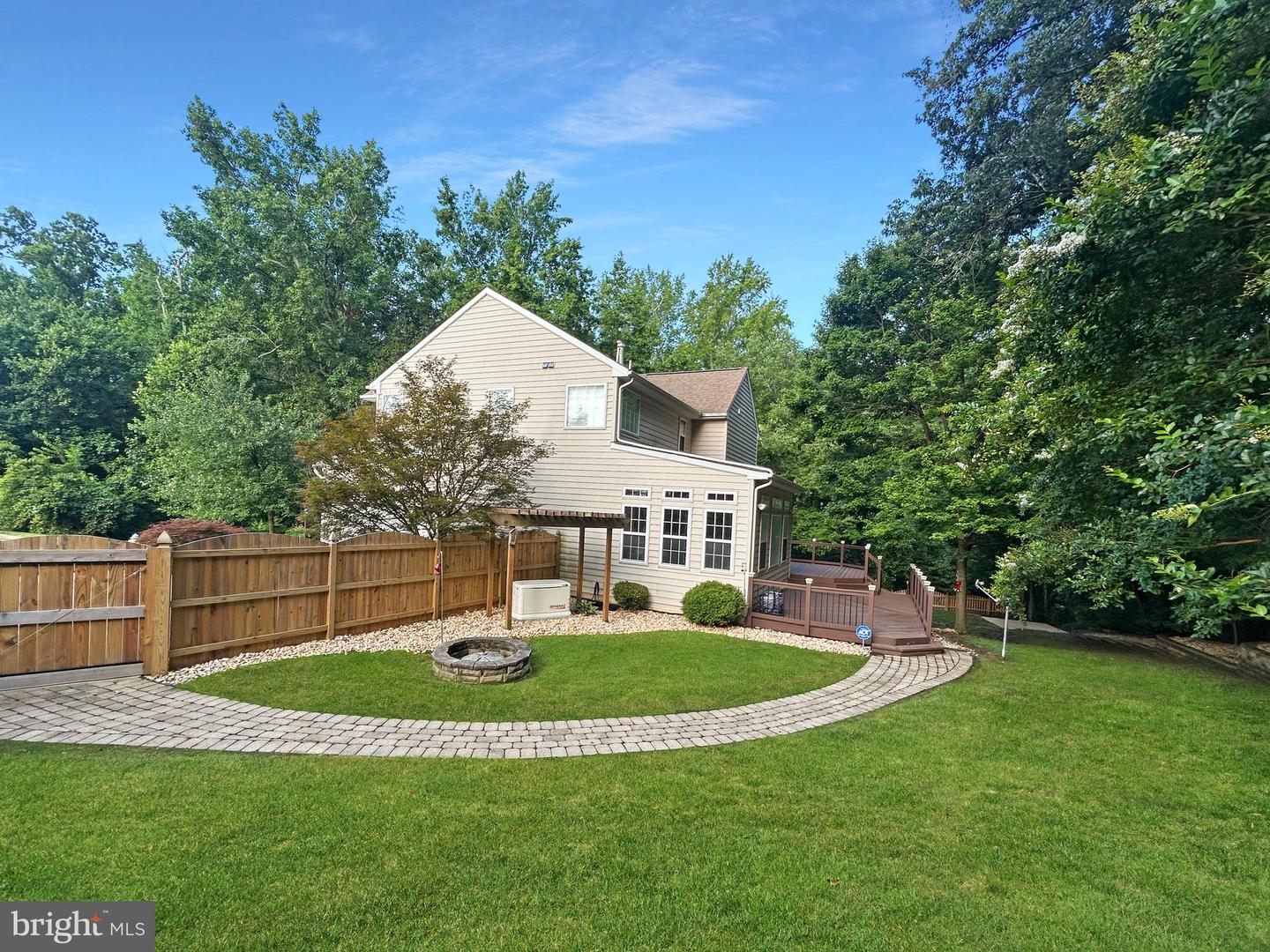 10 GARNER DR, FREDERICKSBURG, Virginia 22405, 5 Bedrooms Bedrooms, ,3 BathroomsBathrooms,Residential,For sale,10 GARNER DR,VAST2040884 MLS # VAST2040884