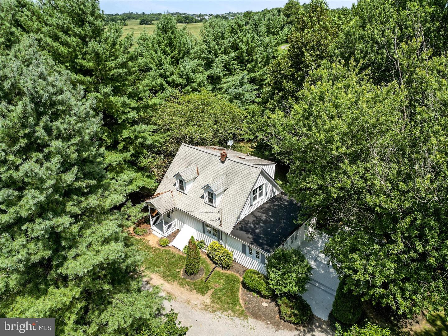 5875 LORD FAIRFAX HWY, BERRYVILLE, Virginia 22611, 2 Bedrooms Bedrooms, ,2 BathroomsBathrooms,Residential,For sale,5875 LORD FAIRFAX HWY,VACL2003916 MLS # VACL2003916