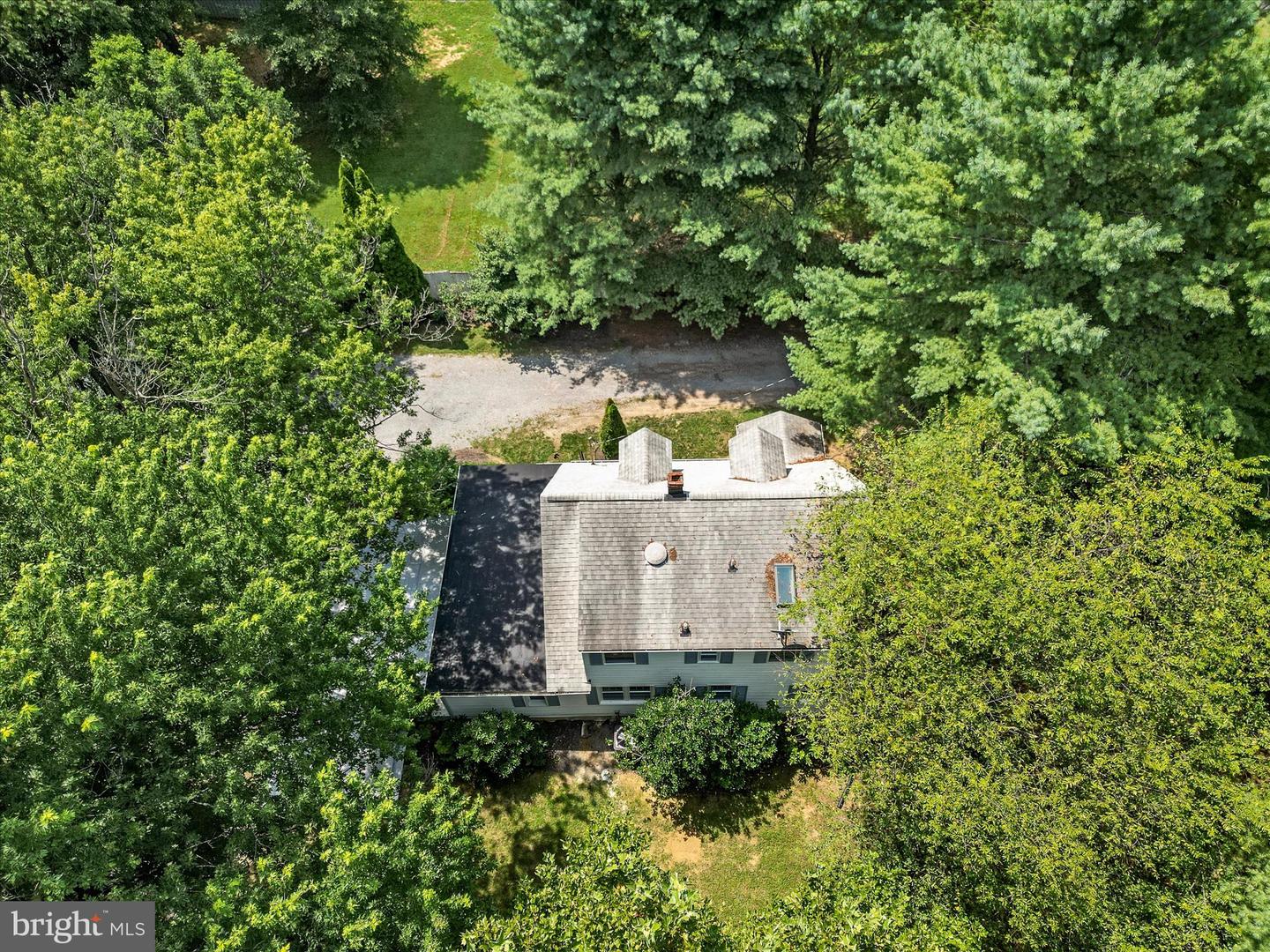 5875 LORD FAIRFAX HWY, BERRYVILLE, Virginia 22611, 2 Bedrooms Bedrooms, ,2 BathroomsBathrooms,Residential,For sale,5875 LORD FAIRFAX HWY,VACL2003916 MLS # VACL2003916