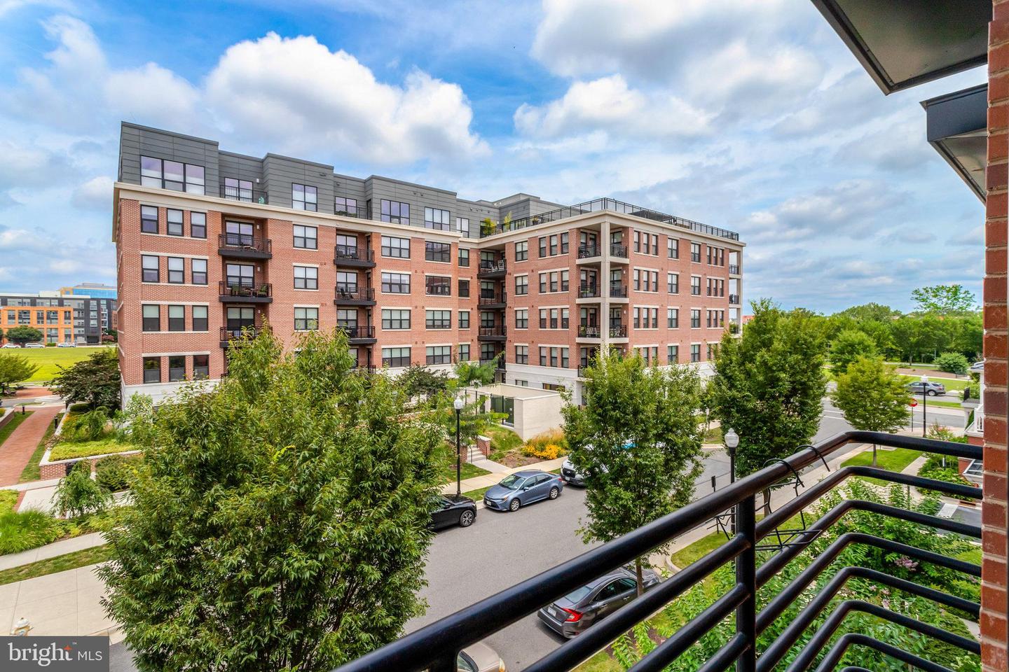 721 WATSON ST, ALEXANDRIA, Virginia 22301, 4 Bedrooms Bedrooms, ,4 BathroomsBathrooms,Residential,For sale,721 WATSON ST,VAAX2047614 MLS # VAAX2047614