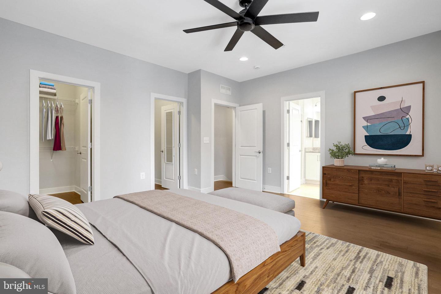 721 WATSON ST, ALEXANDRIA, Virginia 22301, 4 Bedrooms Bedrooms, ,4 BathroomsBathrooms,Residential,For sale,721 WATSON ST,VAAX2047614 MLS # VAAX2047614