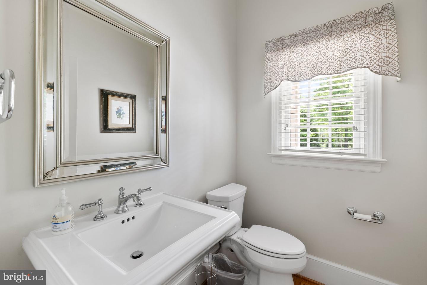 11904 LERADE CT, GLEN ALLEN, Virginia 23059, 5 Bedrooms Bedrooms, 11 Rooms Rooms,5 BathroomsBathrooms,Residential,For sale,11904 LERADE CT,VAHN2000992 MLS # VAHN2000992