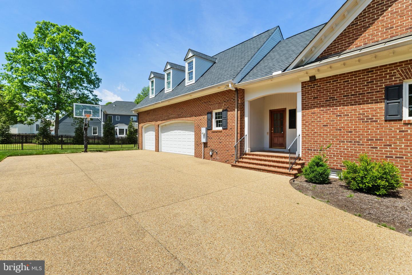 11904 LERADE CT, GLEN ALLEN, Virginia 23059, 5 Bedrooms Bedrooms, 11 Rooms Rooms,5 BathroomsBathrooms,Residential,For sale,11904 LERADE CT,VAHN2000992 MLS # VAHN2000992