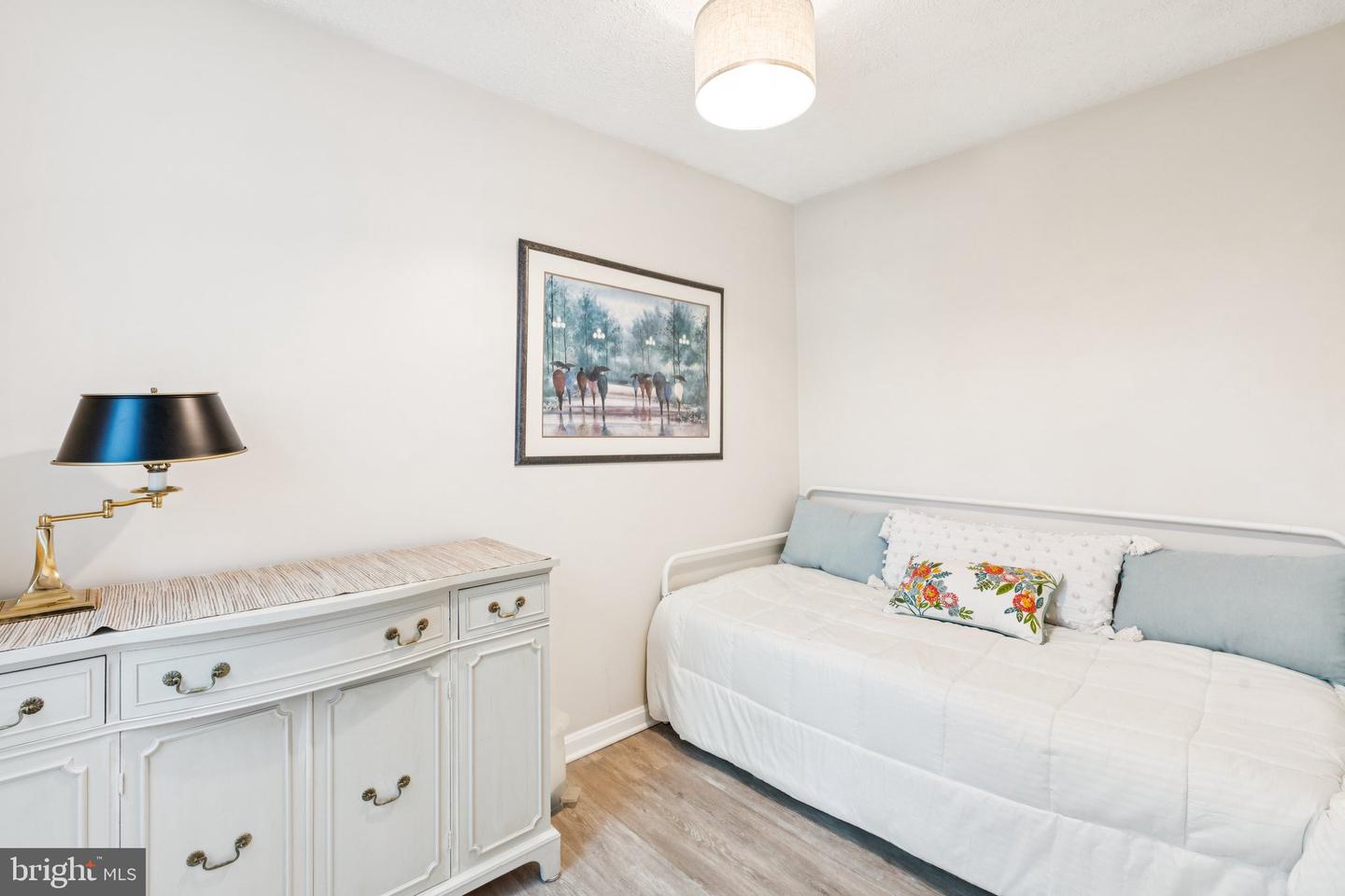 10054 OAKTON TERRACE RD, OAKTON, Virginia 22124, 1 Bedroom Bedrooms, ,1 BathroomBathrooms,Residential,For sale,10054 OAKTON TERRACE RD,VAFX2256252 MLS # VAFX2256252
