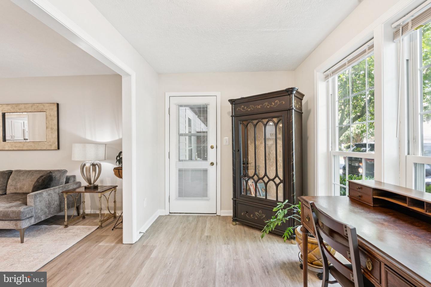 10054 OAKTON TERRACE RD, OAKTON, Virginia 22124, 1 Bedroom Bedrooms, ,1 BathroomBathrooms,Residential,For sale,10054 OAKTON TERRACE RD,VAFX2256252 MLS # VAFX2256252