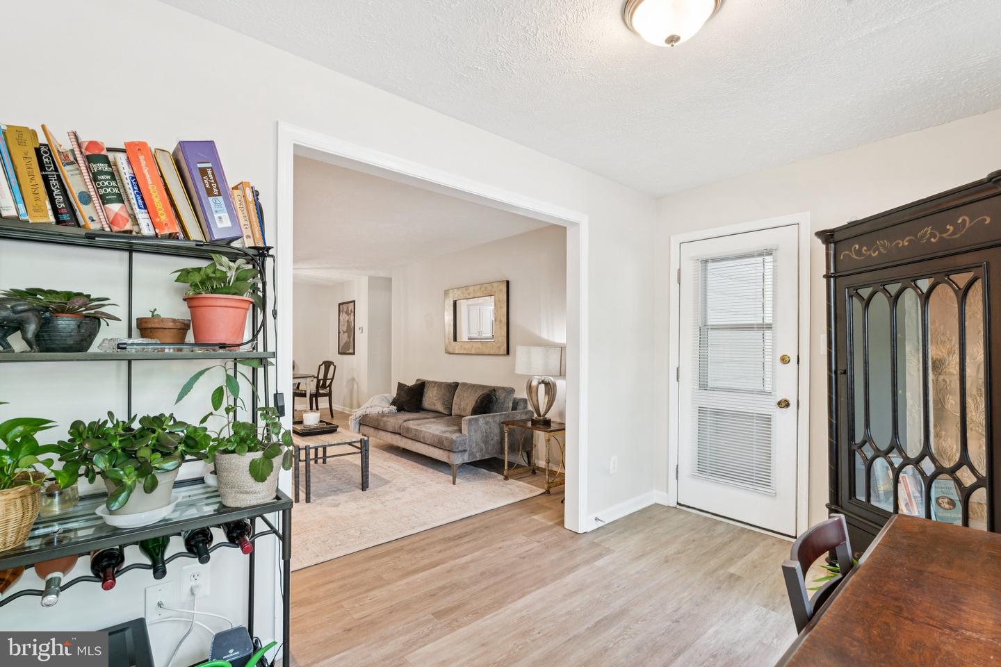 10054 OAKTON TERRACE RD, OAKTON, Virginia 22124, 1 Bedroom Bedrooms, ,1 BathroomBathrooms,Residential,For sale,10054 OAKTON TERRACE RD,VAFX2256252 MLS # VAFX2256252