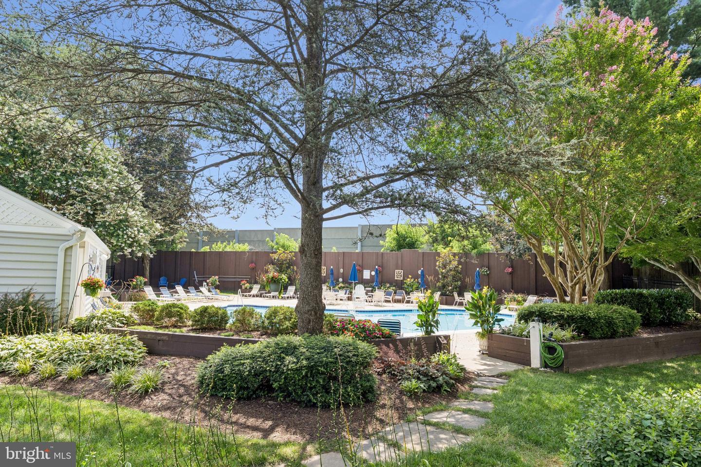 10054 OAKTON TERRACE RD, OAKTON, Virginia 22124, 1 Bedroom Bedrooms, ,1 BathroomBathrooms,Residential,For sale,10054 OAKTON TERRACE RD,VAFX2256252 MLS # VAFX2256252
