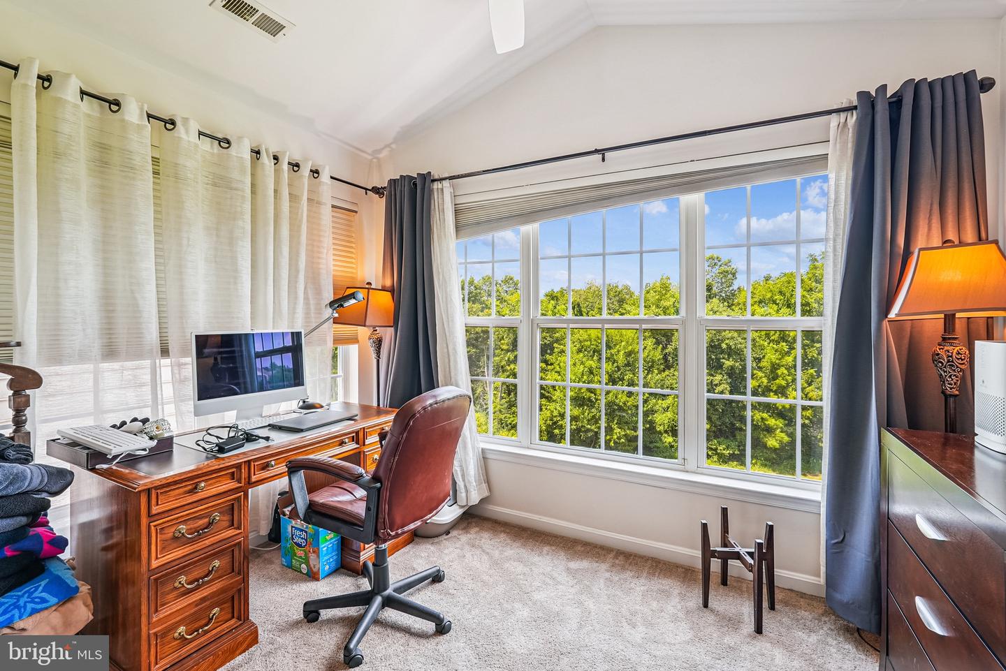 43442 NOTTINGHAM SQ, ASHBURN, Virginia 20147, 3 Bedrooms Bedrooms, 7 Rooms Rooms,2 BathroomsBathrooms,Residential,For sale,43442 NOTTINGHAM SQ,VALO2102568 MLS # VALO2102568