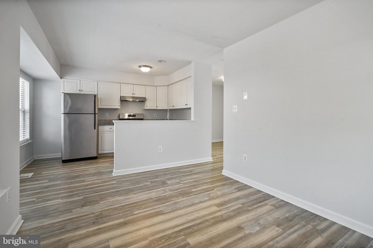 20198 BROOKVIEW SQ, ASHBURN, Virginia 20147, 3 Bedrooms Bedrooms, ,2 BathroomsBathrooms,Residential,For sale,20198 BROOKVIEW SQ,VALO2102586 MLS # VALO2102586