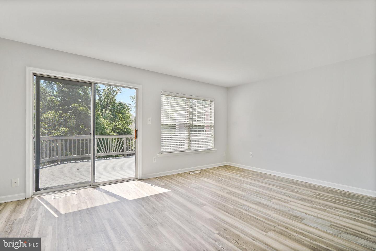 20198 BROOKVIEW SQ, ASHBURN, Virginia 20147, 3 Bedrooms Bedrooms, ,2 BathroomsBathrooms,Residential,For sale,20198 BROOKVIEW SQ,VALO2102586 MLS # VALO2102586