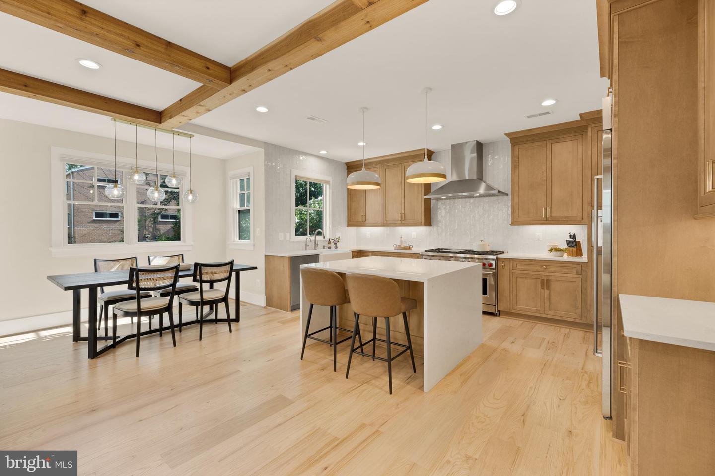 637 21ST ST S, ARLINGTON, Virginia 22202, 5 Bedrooms Bedrooms, 21 Rooms Rooms,4 BathroomsBathrooms,Residential,For sale,637 21ST ST S,VAAR2061104 MLS # VAAR2061104