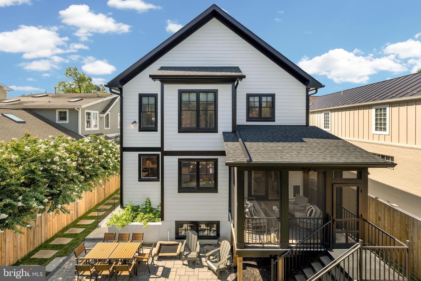 637 21ST ST S, ARLINGTON, Virginia 22202, 5 Bedrooms Bedrooms, 21 Rooms Rooms,4 BathroomsBathrooms,Residential,For sale,637 21ST ST S,VAAR2061104 MLS # VAAR2061104