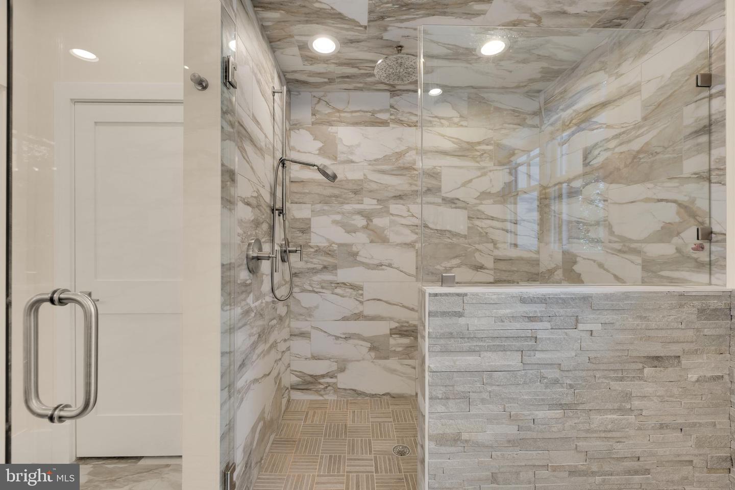 637 21ST ST S, ARLINGTON, Virginia 22202, 5 Bedrooms Bedrooms, 21 Rooms Rooms,4 BathroomsBathrooms,Residential,For sale,637 21ST ST S,VAAR2061104 MLS # VAAR2061104