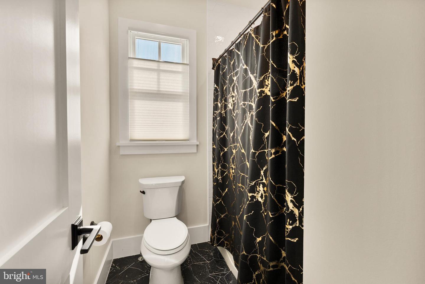 637 21ST ST S, ARLINGTON, Virginia 22202, 5 Bedrooms Bedrooms, 21 Rooms Rooms,4 BathroomsBathrooms,Residential,For sale,637 21ST ST S,VAAR2061104 MLS # VAAR2061104