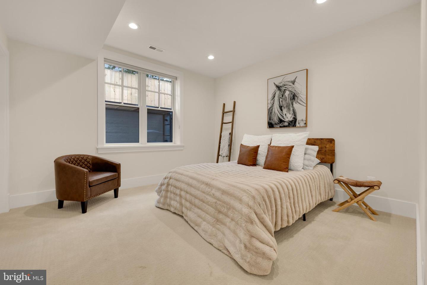 637 21ST ST S, ARLINGTON, Virginia 22202, 5 Bedrooms Bedrooms, 21 Rooms Rooms,4 BathroomsBathrooms,Residential,For sale,637 21ST ST S,VAAR2061104 MLS # VAAR2061104