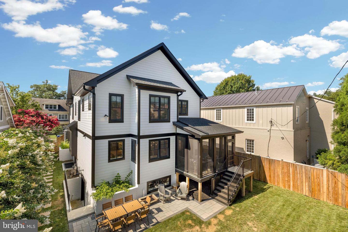 637 21ST ST S, ARLINGTON, Virginia 22202, 5 Bedrooms Bedrooms, 21 Rooms Rooms,4 BathroomsBathrooms,Residential,For sale,637 21ST ST S,VAAR2061104 MLS # VAAR2061104