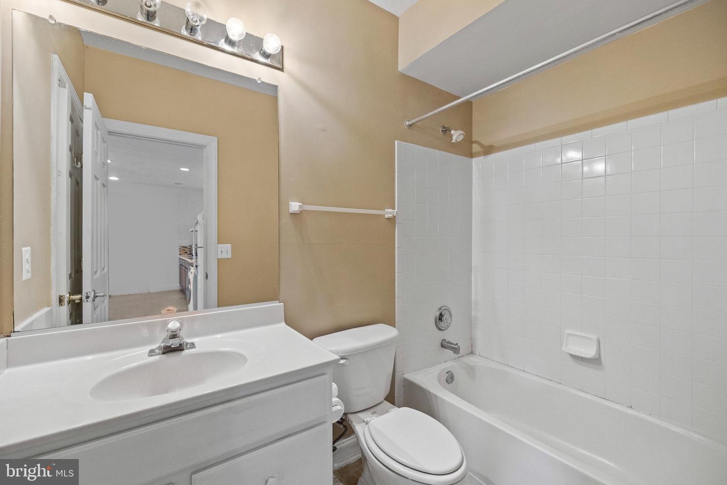 13042 TAVERNER LOOP, WOODBRIDGE, Virginia 22192, 5 Bedrooms Bedrooms, ,3 BathroomsBathrooms,Residential,For sale,13042 TAVERNER LOOP,VAPW2099612 MLS # VAPW2099612