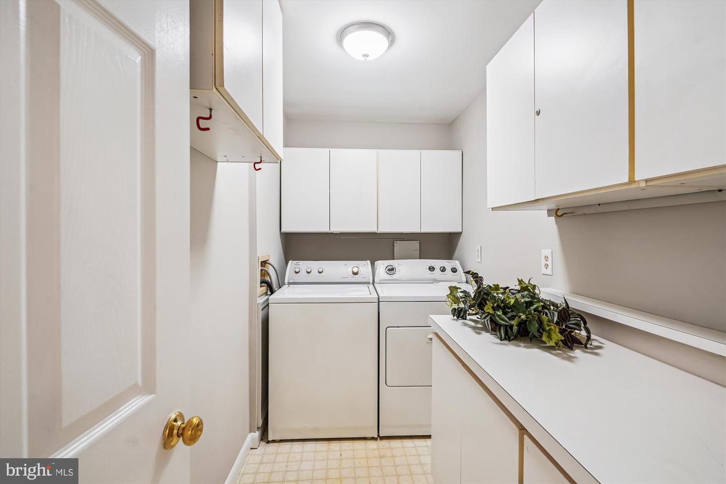 4337 JONATHAN CT, DUMFRIES, Virginia 22025, 3 Bedrooms Bedrooms, ,3 BathroomsBathrooms,Residential,For sale,4337 JONATHAN CT,VAPW2099634 MLS # VAPW2099634