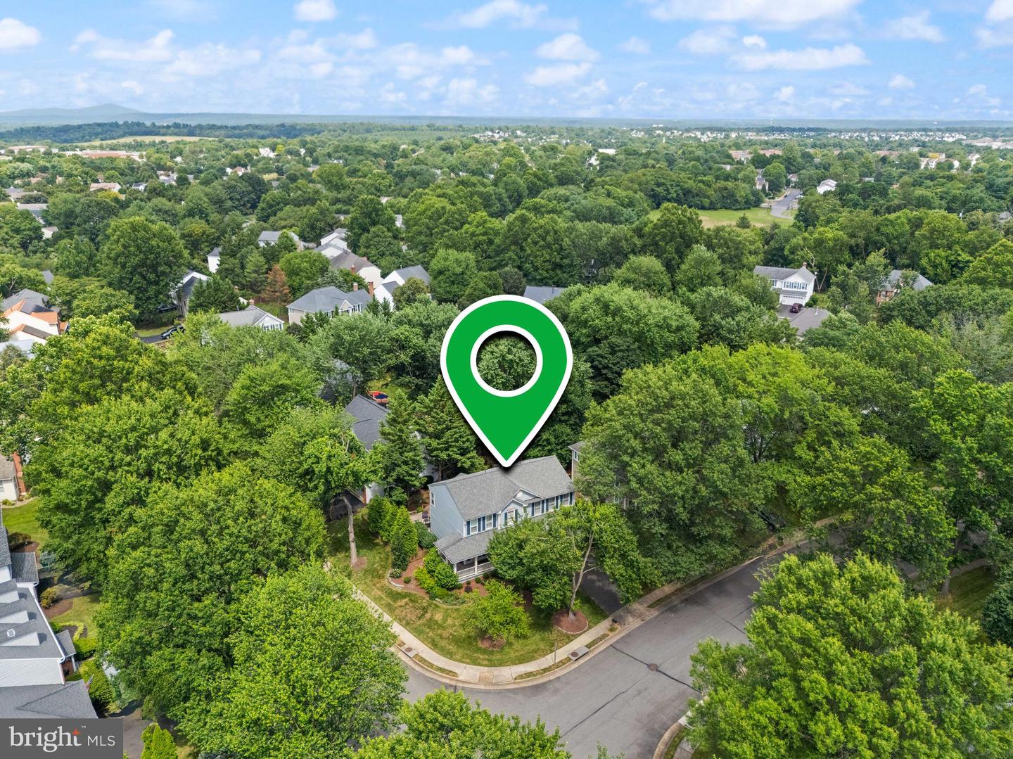 102 THISTLE WAY NE, LEESBURG, Virginia 20176, 4 Bedrooms Bedrooms, ,2 BathroomsBathrooms,Residential,For sale,102 THISTLE WAY NE,VALO2102804 MLS # VALO2102804