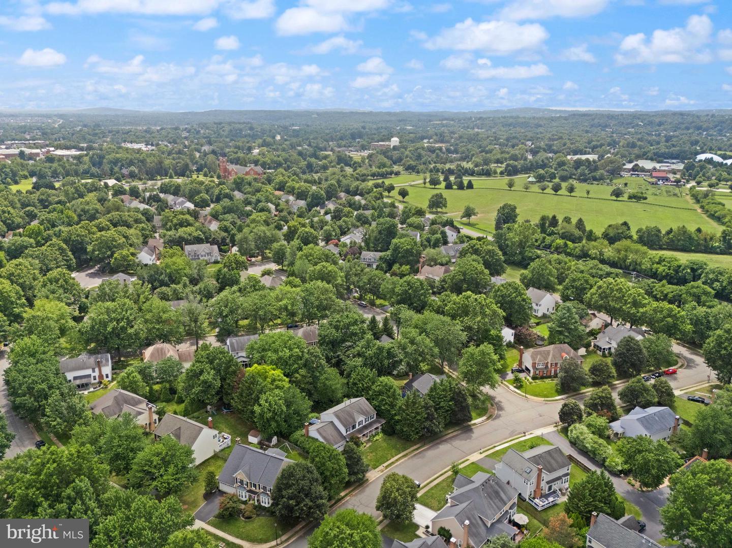 102 THISTLE WAY NE, LEESBURG, Virginia 20176, 4 Bedrooms Bedrooms, ,2 BathroomsBathrooms,Residential,For sale,102 THISTLE WAY NE,VALO2102804 MLS # VALO2102804