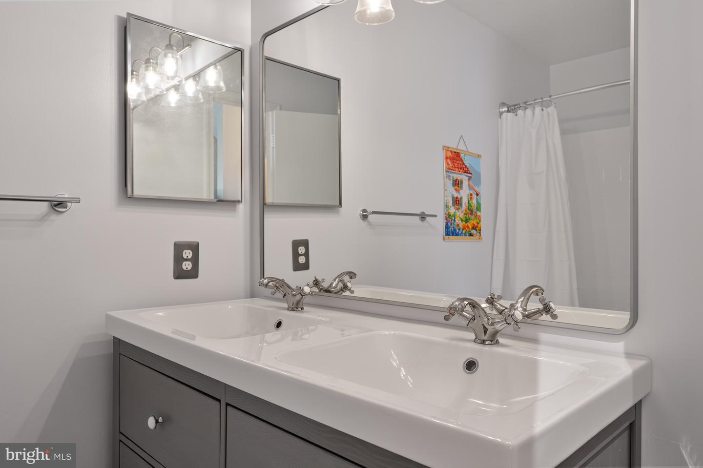 1102 ALDEN RD, ALEXANDRIA, Virginia 22308, 4 Bedrooms Bedrooms, ,3 BathroomsBathrooms,Residential,For sale,1102 ALDEN RD,VAFX2256608 MLS # VAFX2256608