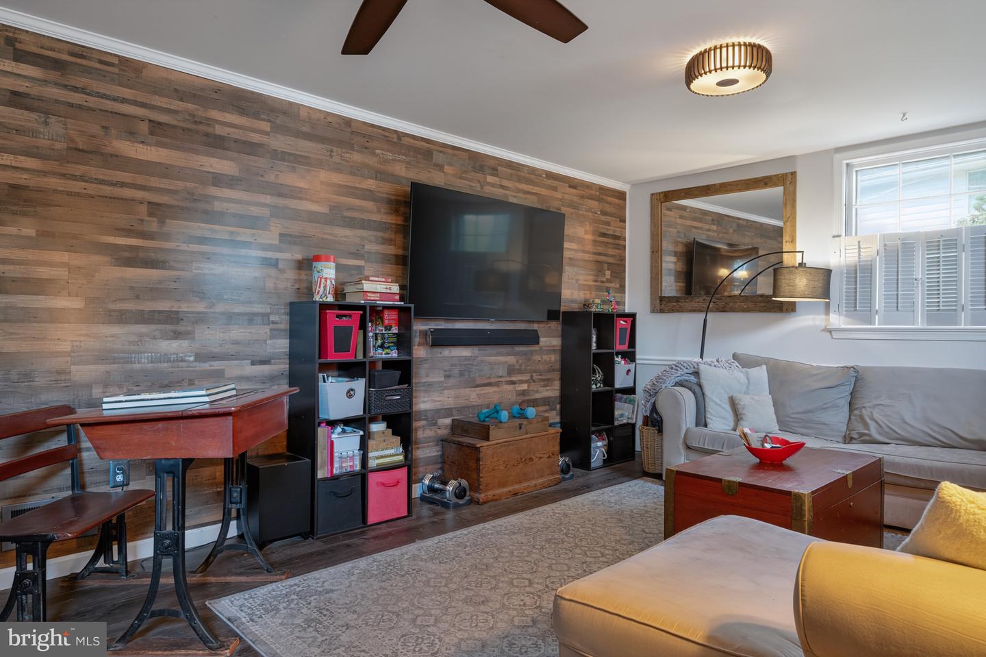 1102 ALDEN RD, ALEXANDRIA, Virginia 22308, 4 Bedrooms Bedrooms, ,3 BathroomsBathrooms,Residential,For sale,1102 ALDEN RD,VAFX2256608 MLS # VAFX2256608