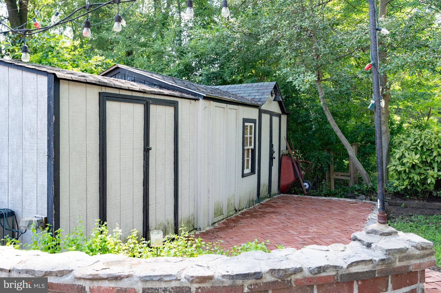 1102 ALDEN RD, ALEXANDRIA, Virginia 22308, 4 Bedrooms Bedrooms, ,3 BathroomsBathrooms,Residential,For sale,1102 ALDEN RD,VAFX2256608 MLS # VAFX2256608