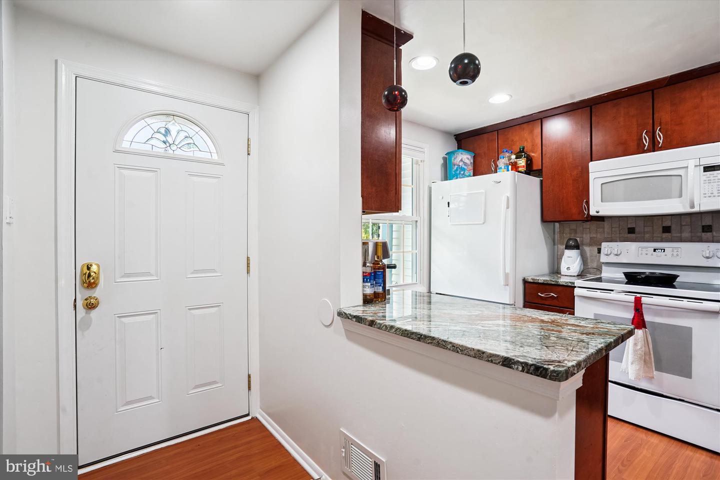 1617 PURPLE SAGE DR, RESTON, Virginia 20194, 2 Bedrooms Bedrooms, ,1 BathroomBathrooms,Residential,For sale,1617 PURPLE SAGE DR,VAFX2256618 MLS # VAFX2256618