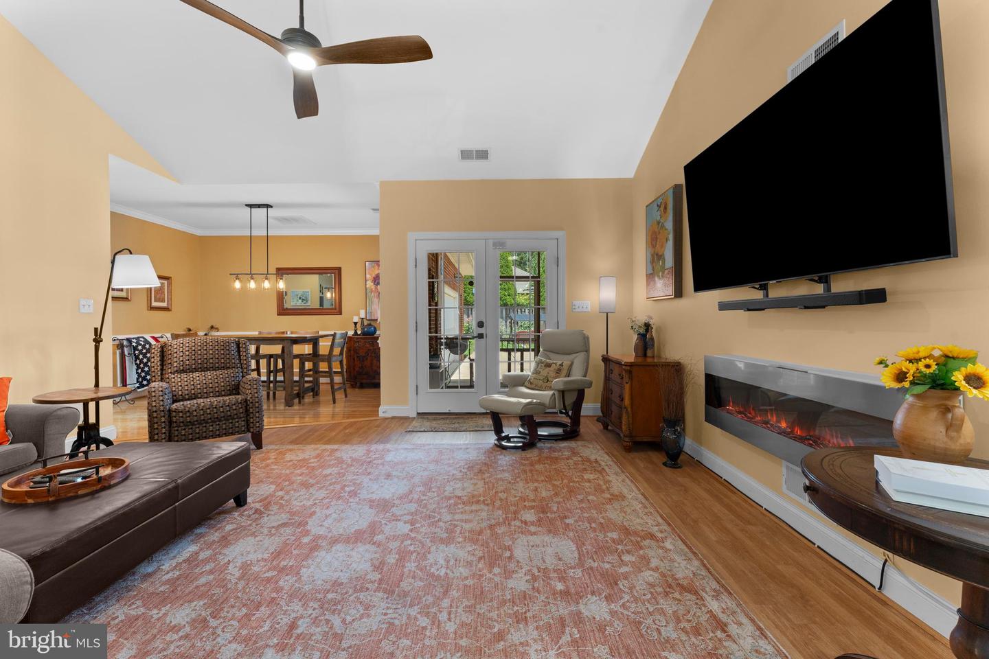 248 CARRIAGE CHASE CIR, WARRENTON, Virginia 20186, 3 Bedrooms Bedrooms, ,2 BathroomsBathrooms,Residential,For sale,248 CARRIAGE CHASE CIR,VAFQ2017544 MLS # VAFQ2017544
