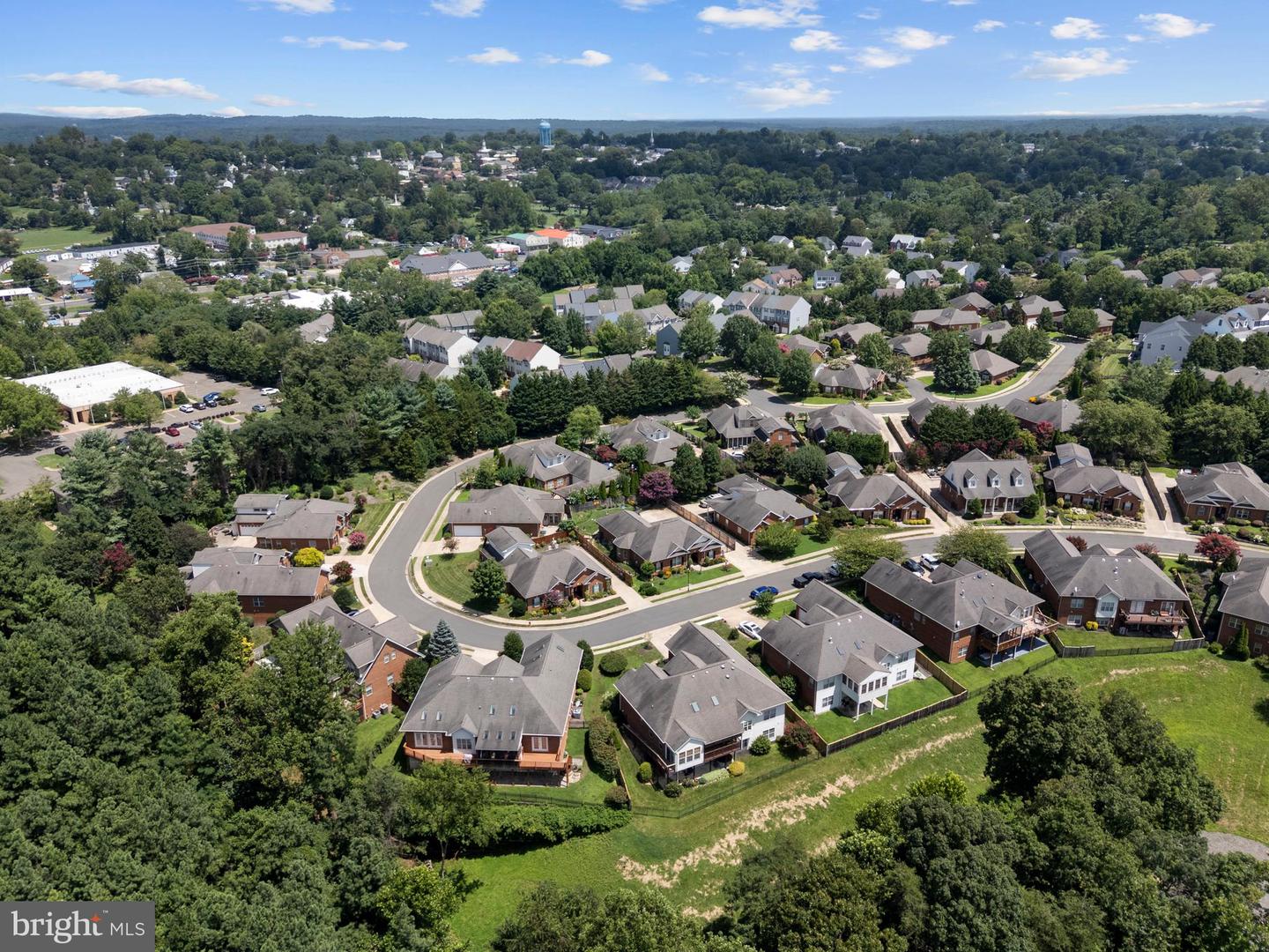 248 CARRIAGE CHASE CIR, WARRENTON, Virginia 20186, 3 Bedrooms Bedrooms, ,2 BathroomsBathrooms,Residential,For sale,248 CARRIAGE CHASE CIR,VAFQ2017544 MLS # VAFQ2017544