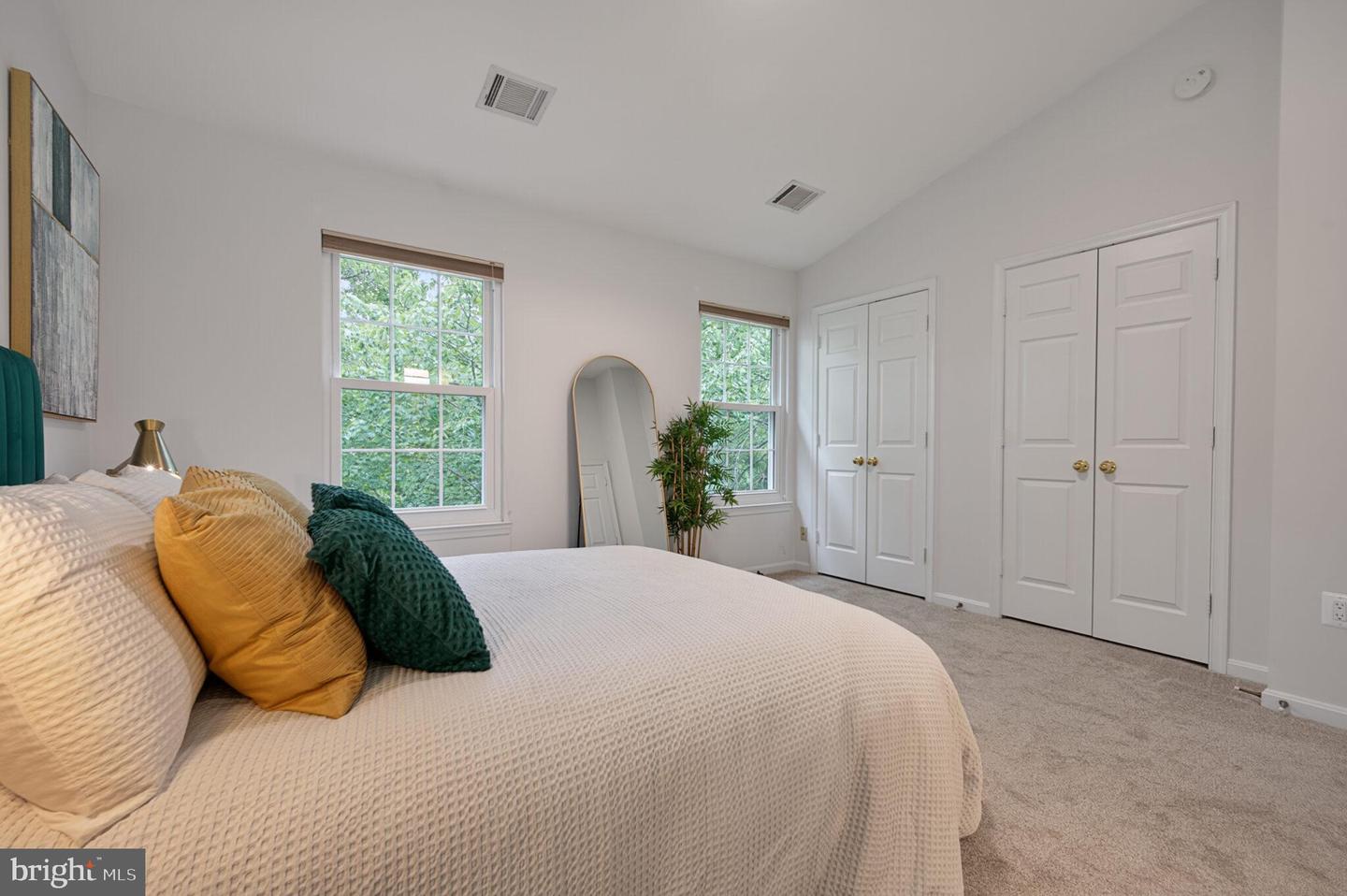 13174 KIDWELL FIELD RD, HERNDON, Virginia 20171, 2 Bedrooms Bedrooms, ,2 BathroomsBathrooms,Residential,For sale,13174 KIDWELL FIELD RD,VAFX2256686 MLS # VAFX2256686