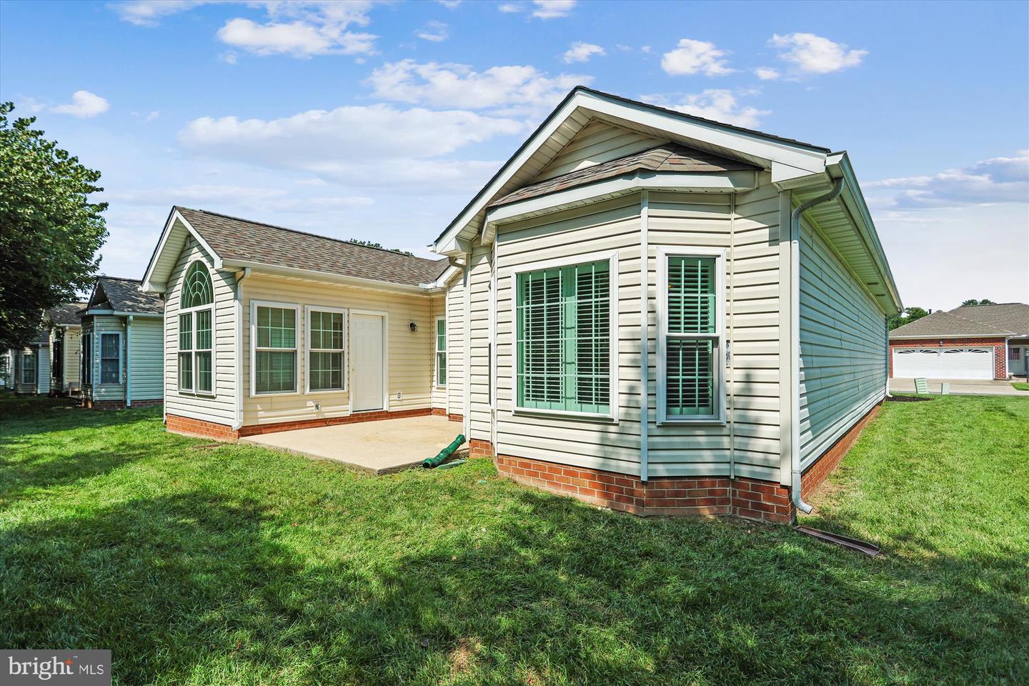 4141 ENGLISH HOLLY CIR, RICHMOND, Virginia 23294, 2 Bedrooms Bedrooms, 5 Rooms Rooms,2 BathroomsBathrooms,Residential,For sale,4141 ENGLISH HOLLY CIR,VAHN2000996 MLS # VAHN2000996