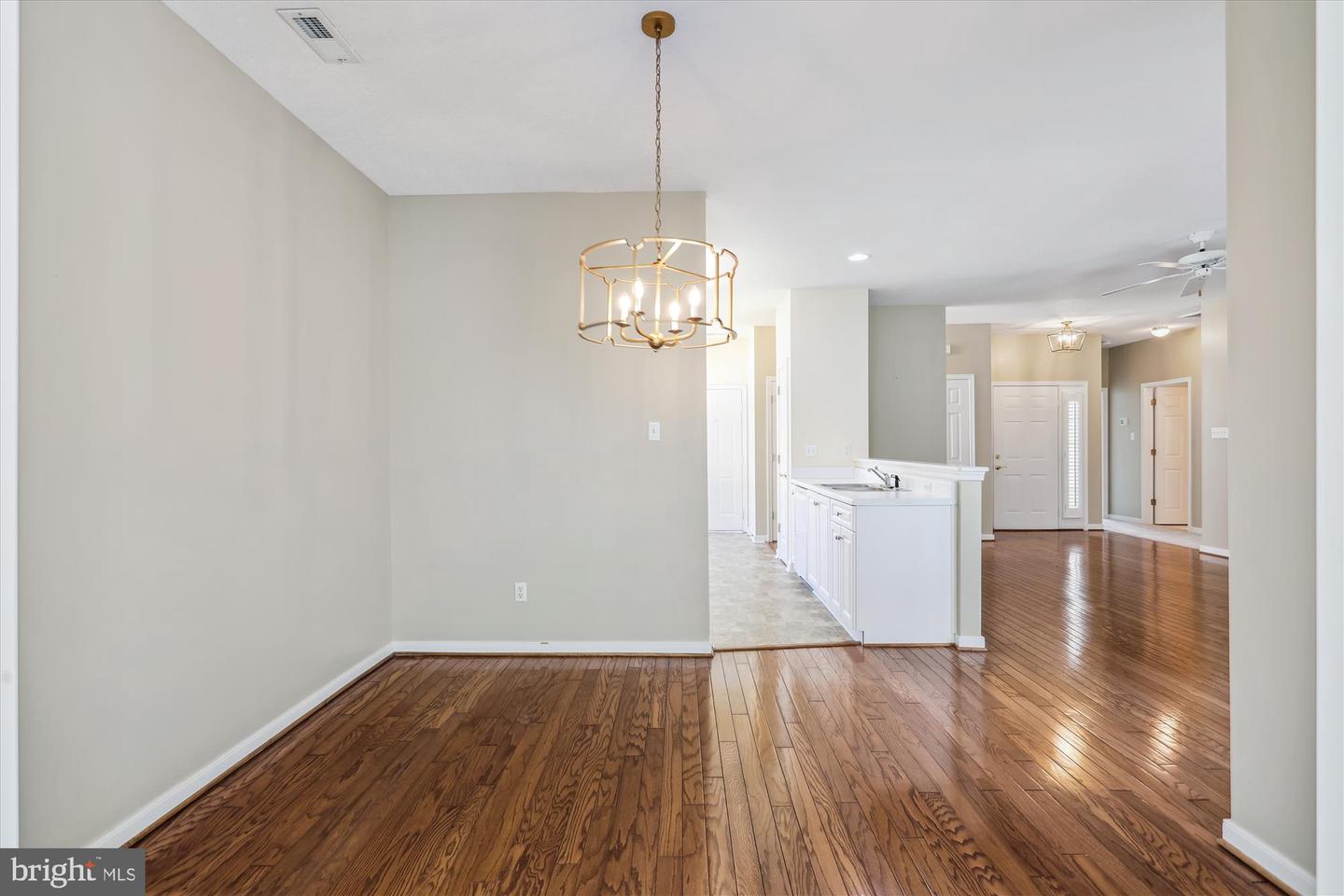 4141 ENGLISH HOLLY CIR, RICHMOND, Virginia 23294, 2 Bedrooms Bedrooms, 5 Rooms Rooms,2 BathroomsBathrooms,Residential,For sale,4141 ENGLISH HOLLY CIR,VAHN2000996 MLS # VAHN2000996