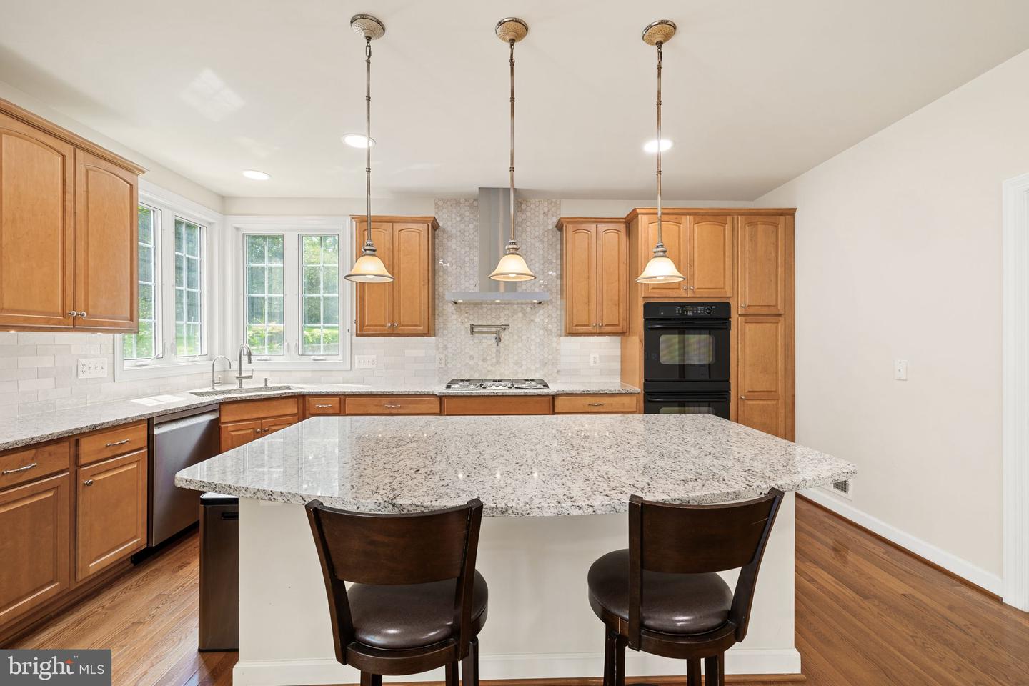3224 LOST POND CT, TRIANGLE, Virginia 22172, 6 Bedrooms Bedrooms, ,5 BathroomsBathrooms,Residential,For sale,3224 LOST POND CT,VAPW2099762 MLS # VAPW2099762