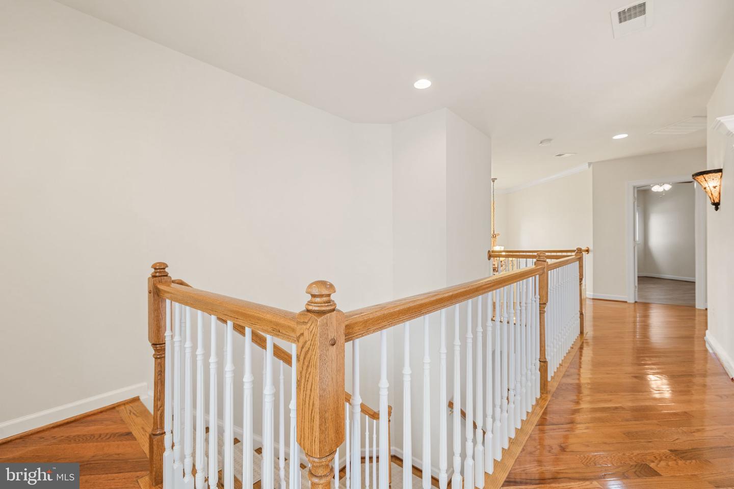 3224 LOST POND CT, TRIANGLE, Virginia 22172, 6 Bedrooms Bedrooms, ,5 BathroomsBathrooms,Residential,For sale,3224 LOST POND CT,VAPW2099762 MLS # VAPW2099762