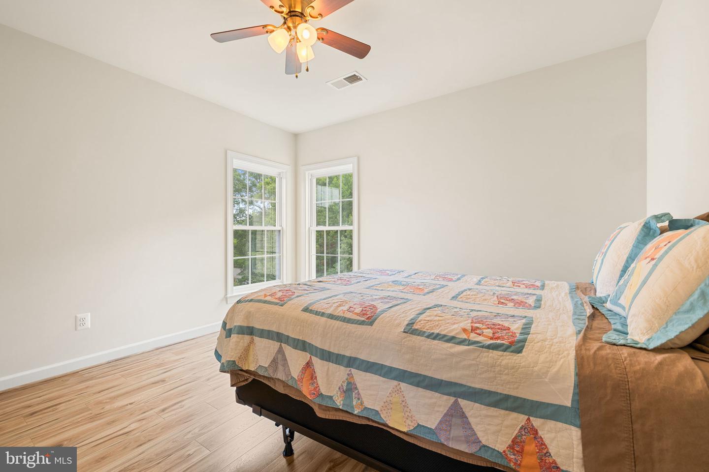 3224 LOST POND CT, TRIANGLE, Virginia 22172, 6 Bedrooms Bedrooms, ,5 BathroomsBathrooms,Residential,For sale,3224 LOST POND CT,VAPW2099762 MLS # VAPW2099762