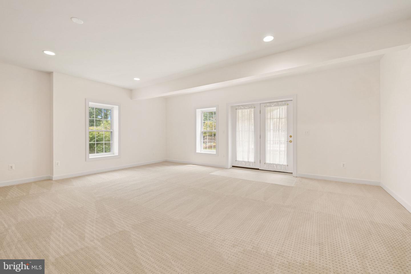 3224 LOST POND CT, TRIANGLE, Virginia 22172, 6 Bedrooms Bedrooms, ,5 BathroomsBathrooms,Residential,For sale,3224 LOST POND CT,VAPW2099762 MLS # VAPW2099762